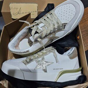 Vintage Havana Gold Sz 9